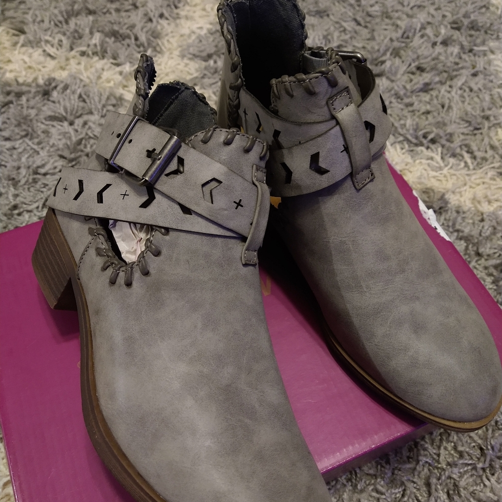 rampage bootie